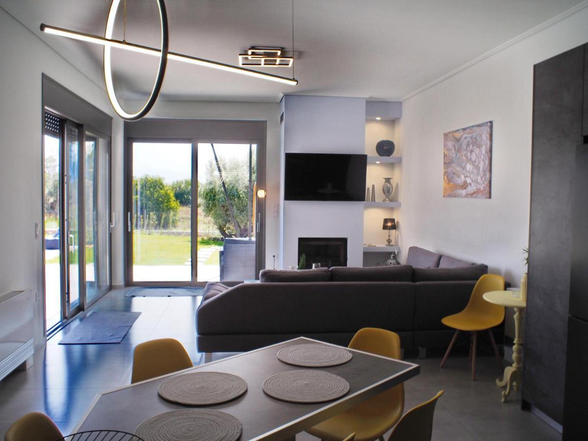 Nostos Luxury Villas With Private Pool In 纳弗帕克托斯 外观 照片