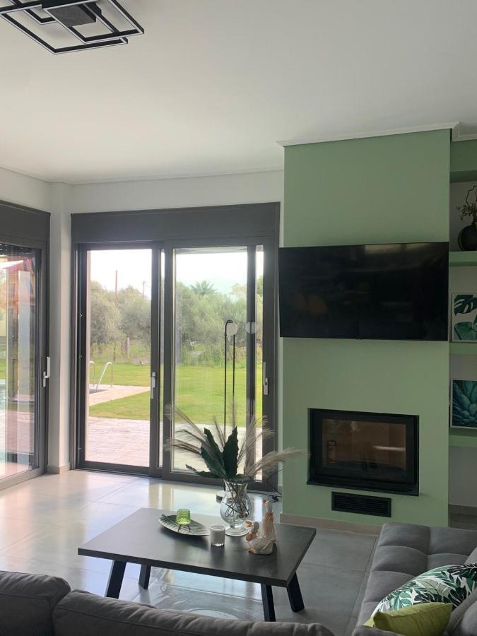 Nostos Luxury Villas With Private Pool In 纳弗帕克托斯 外观 照片